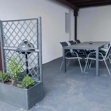 Daire In Mit Grill Und Terrasse By Interhome